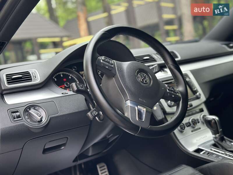 Універсал Volkswagen Passat Alltrack 2013 в Дрогобичі