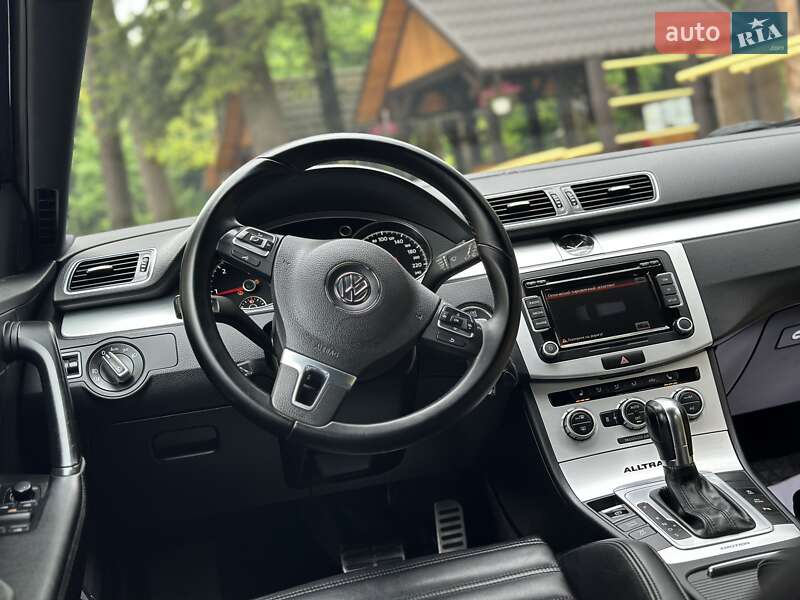 Універсал Volkswagen Passat Alltrack 2013 в Дрогобичі