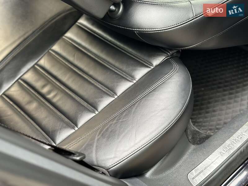 Універсал Volkswagen Passat Alltrack 2013 в Дрогобичі