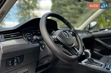 Універсал Volkswagen Passat Alltrack 2019 в 