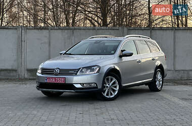 Универсал Volkswagen Passat Alltrack 2013 в Сарнах