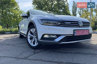 Универсал Volkswagen Passat Alltrack 2018 в 