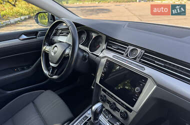 Универсал Volkswagen Passat Alltrack 2018 в 
