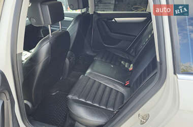 Універсал Volkswagen Passat Alltrack 2012 в 