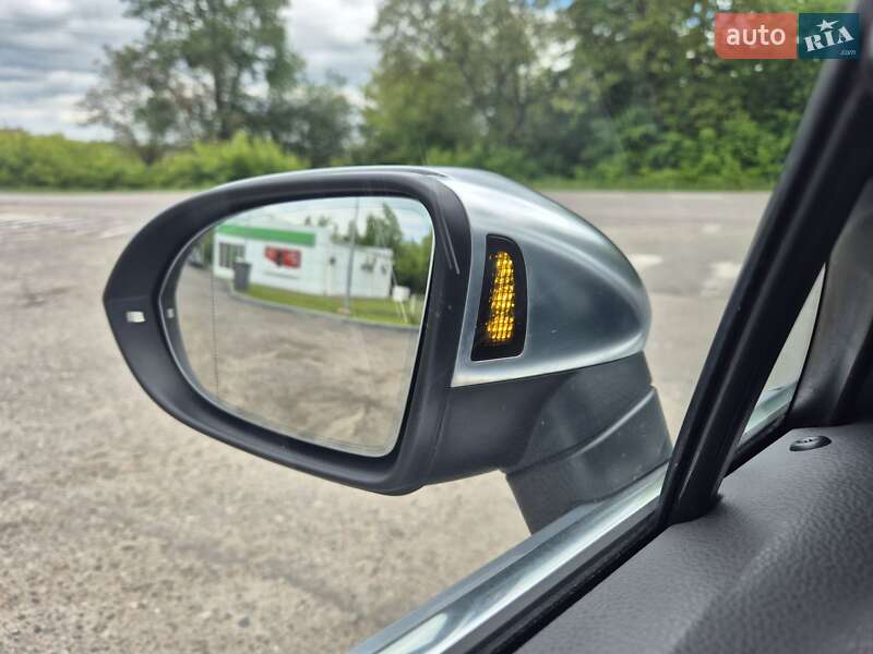 Универсал Volkswagen Passat Alltrack 2019 в Нововолынске