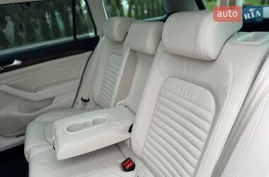 Универсал Volkswagen Passat Alltrack 2018 в 