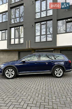 Універсал Volkswagen Passat Alltrack 2018 в 