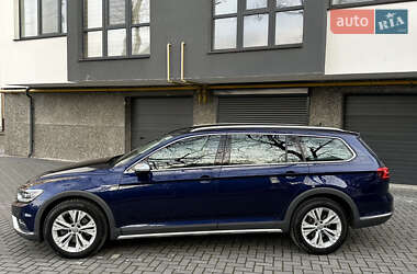 Універсал Volkswagen Passat Alltrack 2018 в 