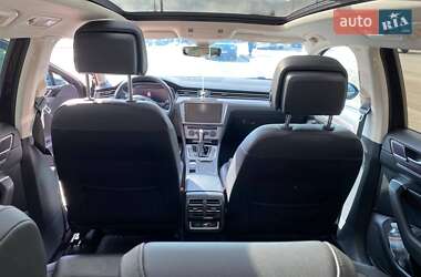 Универсал Volkswagen Passat Alltrack 2017 в 