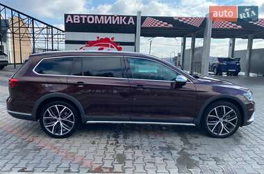 Универсал Volkswagen Passat Alltrack 2017 в 