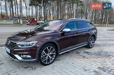 Универсал Volkswagen Passat Alltrack 2017 в 