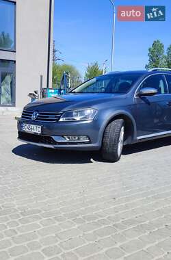 Універсал Volkswagen Passat Alltrack 2013 в  фото 4 Універсал Volkswagen Passat Alltrack 2013 в