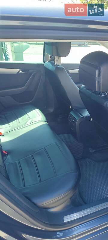 Универсал Volkswagen Passat Alltrack 2013 в Львове