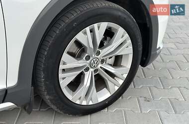 Універсал Volkswagen Passat Alltrack 2015 в 