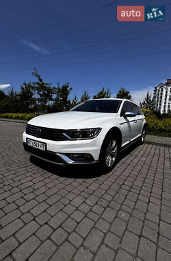 Універсал Volkswagen Passat Alltrack 2017 в Івано-Франківську