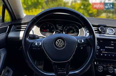 Универсал Volkswagen Passat Alltrack 2017 в 