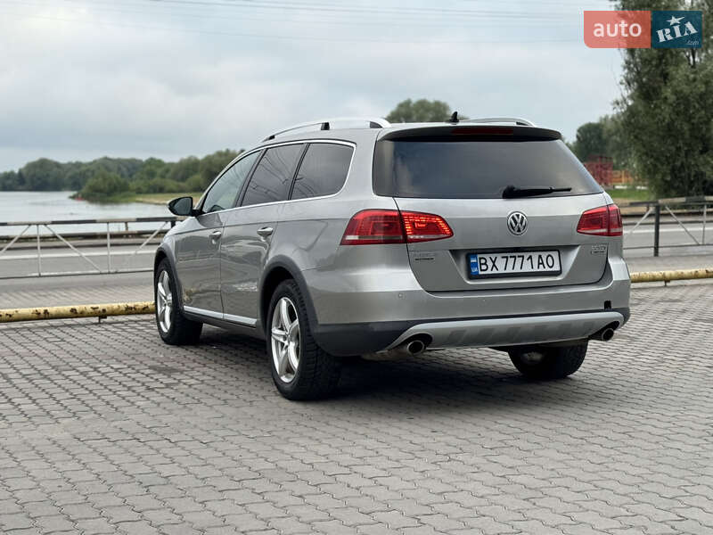 Універсал Volkswagen Passat Alltrack 2013 в Хмельницькому