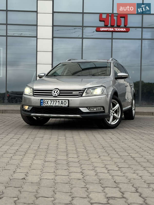 Універсал Volkswagen Passat Alltrack 2013 в Хмельницькому