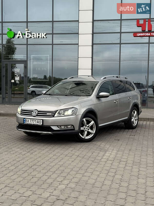 Універсал Volkswagen Passat Alltrack 2013 в Хмельницькому