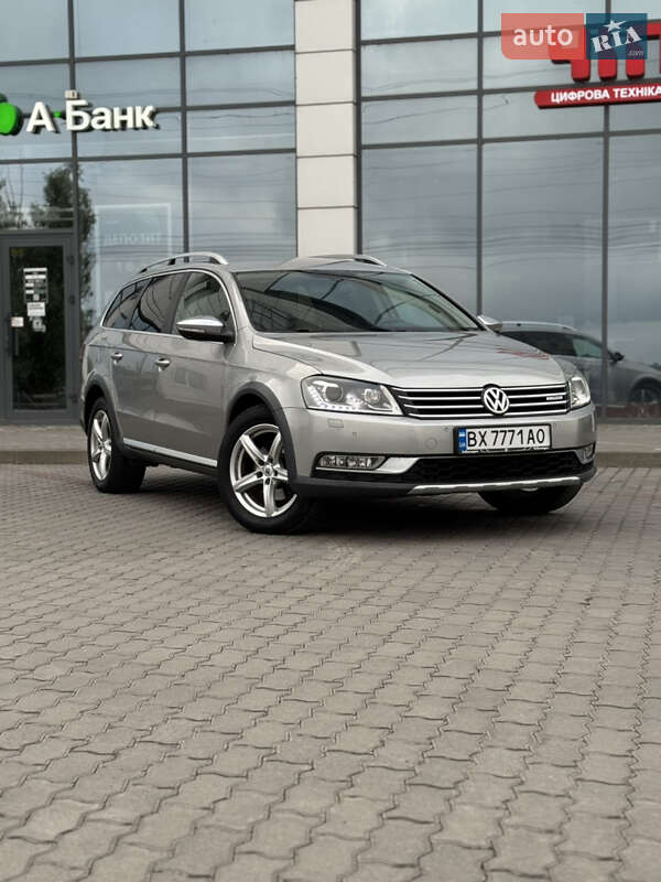 Універсал Volkswagen Passat Alltrack 2013 в Хмельницькому