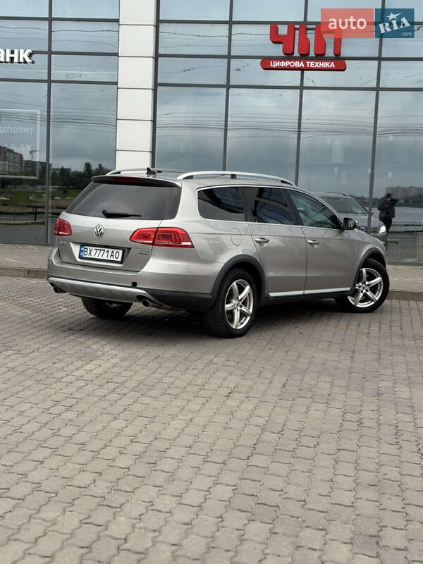 Універсал Volkswagen Passat Alltrack 2013 в Хмельницькому