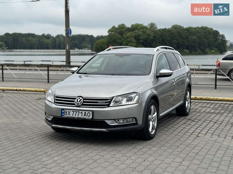 Універсал Volkswagen Passat Alltrack 2013 в Хмельницькому