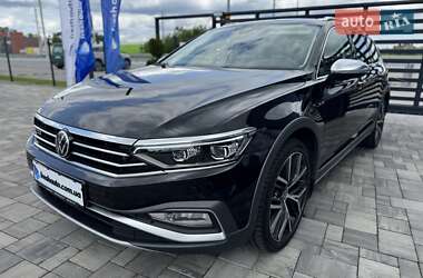 Универсал Volkswagen Passat Alltrack 2021 в 