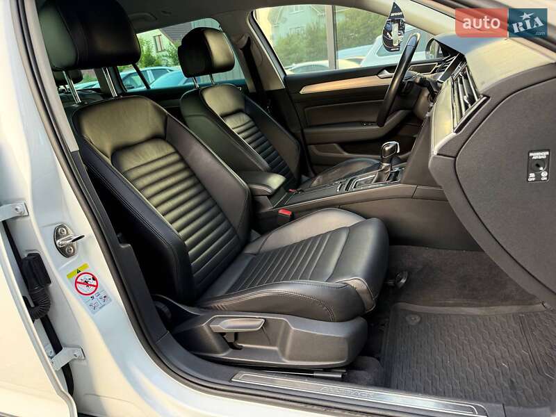 Универсал Volkswagen Passat Alltrack 2017 в Хмельницком