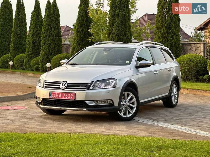 Универсал Volkswagen Passat Alltrack 2013 в 