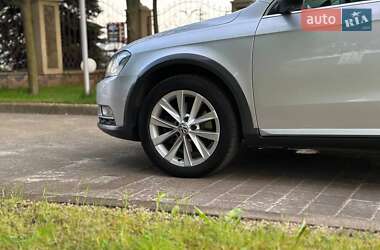 Универсал Volkswagen Passat Alltrack 2013 в 