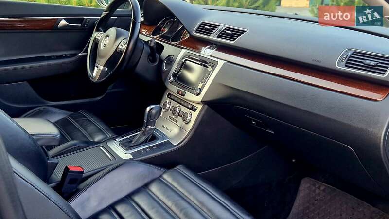 Универсал Volkswagen Passat Alltrack 2014 в Хмельницком