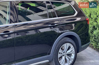 Универсал Volkswagen Passat Alltrack 2018 в 