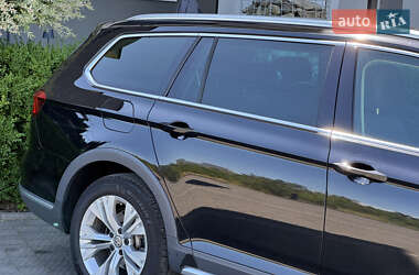 Универсал Volkswagen Passat Alltrack 2018 в 