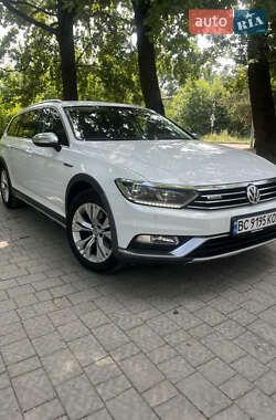 Універсал Volkswagen Passat Alltrack 2016 в Львові