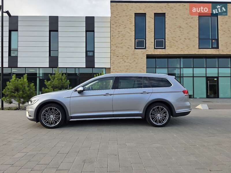 Универсал Volkswagen Passat Alltrack 2019 в Хмельницком