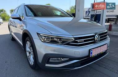 Универсал Volkswagen Passat Alltrack 2019 в 