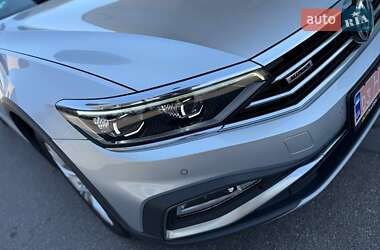 Универсал Volkswagen Passat Alltrack 2019 в 