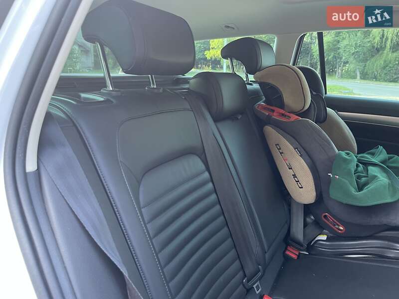 Универсал Volkswagen Passat Alltrack 2017 в Бродах