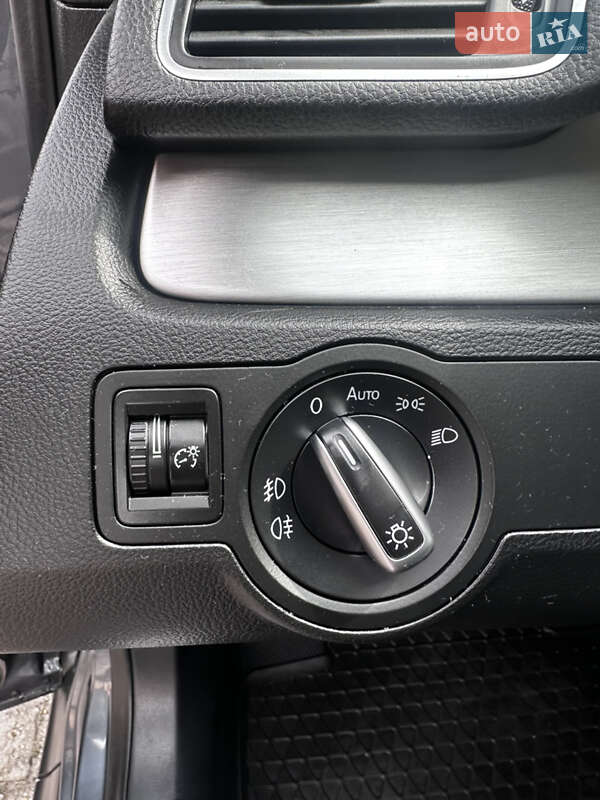 Универсал Volkswagen Passat Alltrack 2014 в Ровно