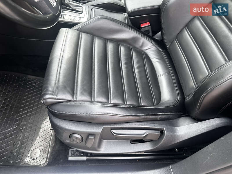 Универсал Volkswagen Passat Alltrack 2014 в Ровно
