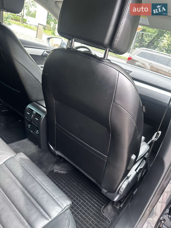 Универсал Volkswagen Passat Alltrack 2014 в Ровно