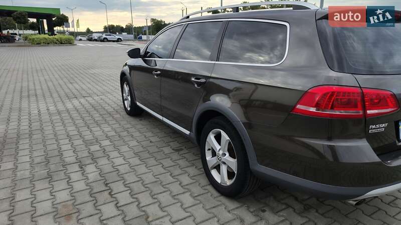 Универсал Volkswagen Passat Alltrack 2012 в Броварах
