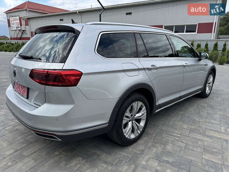 Универсал Volkswagen Passat Alltrack 2020 в Луцке
