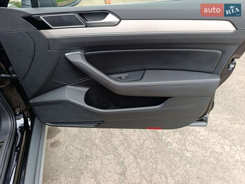 Универсал Volkswagen Passat Alltrack 2019 в Луцке