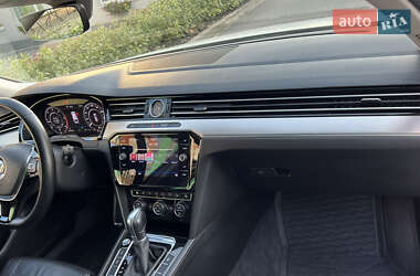 Универсал Volkswagen Passat Alltrack 2018 в 