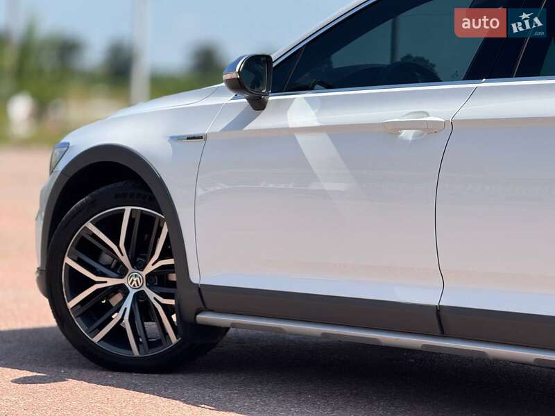Универсал Volkswagen Passat Alltrack 2018 в Бердичеве