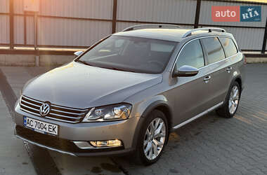 Универсал Volkswagen Passat Alltrack 2013 в Луцке