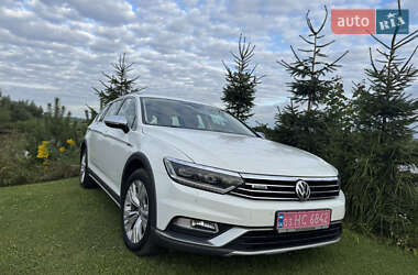 Универсал Volkswagen Passat Alltrack 2018 в Дубно
