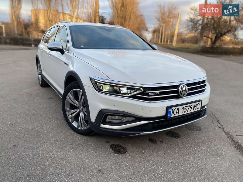 Универсал Volkswagen Passat Alltrack 2019 в Киеве фото 5 Универсал Volkswagen Passat Alltrack 2019 в Киеве