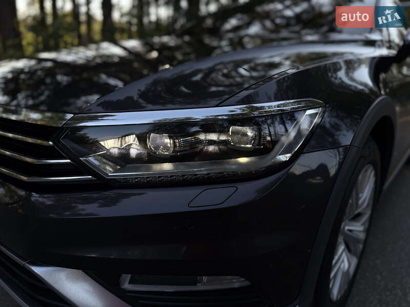 Универсал Volkswagen Passat Alltrack 2018 в Буче